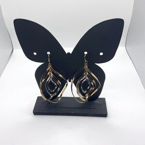 NWOT Triple Layered Earrings